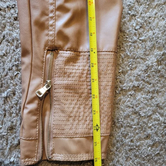 NWOT SIZE 2X. WOMENS JACKET WITH DETACHABLE HOOD - Picture 16 of 16